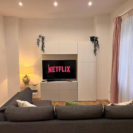Apartament La Casa Di Lillidu - Napoli Most Exclusive Area Zewnętrze zdjęcie
