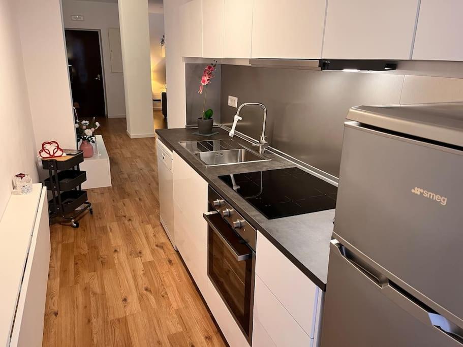 Apartament La Casa Di Lillidu - Napoli Most Exclusive Area Zewnętrze zdjęcie