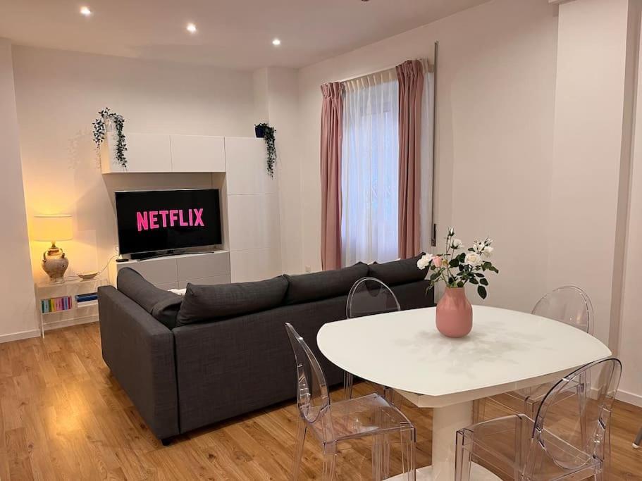 Apartament La Casa Di Lillidu - Napoli Most Exclusive Area Zewnętrze zdjęcie